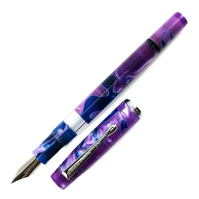 Pluma Noodler's Konrad Acrylic Flex Tinian Treasure